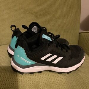 Adidas Terrex hiking shoes Size 6
